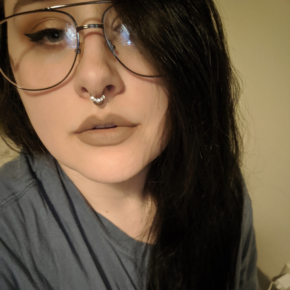 Meet your Posher, Ashlee